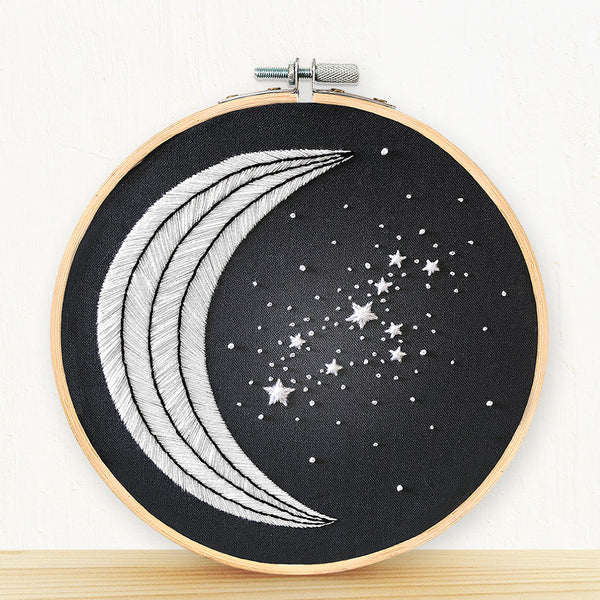 Load image into Gallery viewer, Leo Zodiac (July 23 - Aug 22) - embroidery kit
